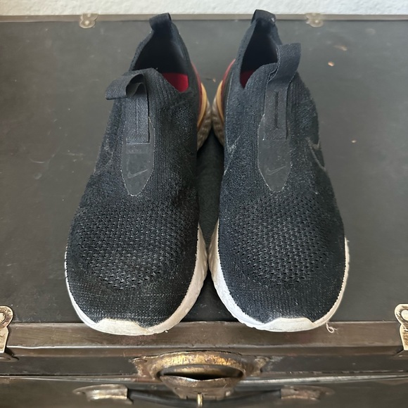 Nike Epic Phantom React Slip On Sneakers - Picture 1 of 4